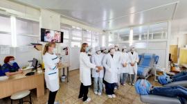 Студентам-медикам Крыма интересно на практике знакомиться с работой Службы крови