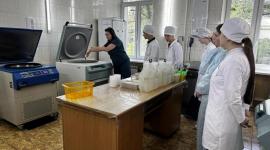 Студенты-медики Крыма на практике знакомятся с работой Службы крови